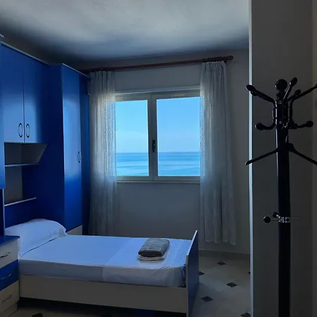 Apartment The Seafront Loft Sea View